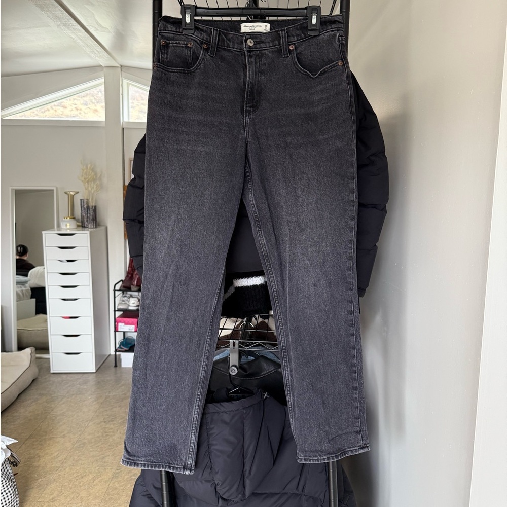 Abercrombie & Fitch Black Mid Rise Curve Love Jeans
